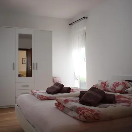 Apartment Villarossa Kukci
